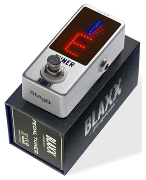 Stagg BX-TUNER BLAXX auto-chromatisch stempedaal voor gitaar, bas en andere instrumenten