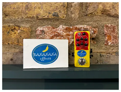 Bananana Effects Matryoshka Bass Synth