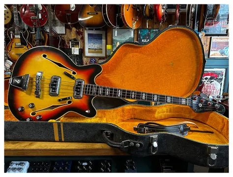 Fender Coronado Bass II Sunburst 1967