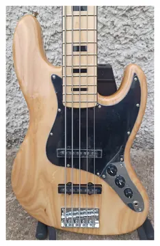Levin Deluxe LB65-NAT 5-String Bass Guitar in High-glo Aged Natural