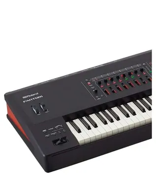 Roland FANTOM-8