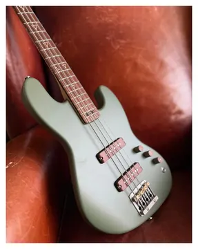 Valiant Mini Bass Olive Green. World Class Precision Engineered Mini Bass - INCREDIBLE!