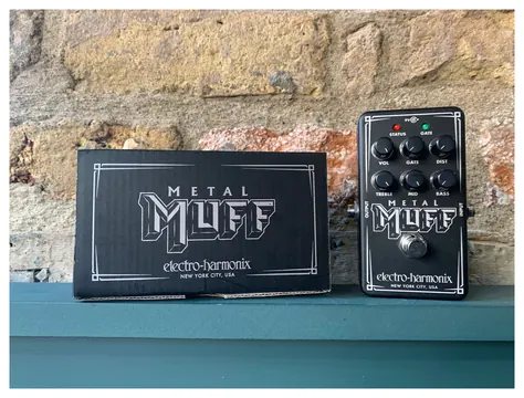 Electro Harmonix Nano Metal Muff