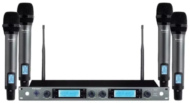 Karsect Microfone Karsect S/ Fio Quadruplo de Mão Digital Rack Krp4r Uhf Recarregável (6839)
