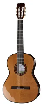Ramirez Guitarra del Tiempo Cedar