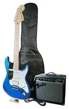 Pack Fender Squier Aff Strat HSS LPB Amplificador 15G Acessórios