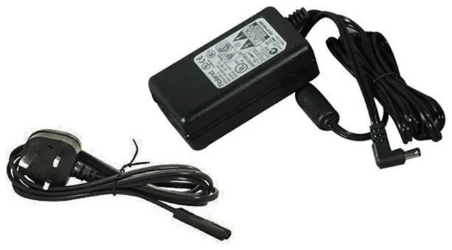 Roland PSB230Uk/PSB-1U AC Power Adaptor 9Volt 2.0 Amp
