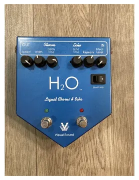 Visual Sound H²O Liquid Chorus & Echo