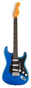Fender American Ultra II Stratocaster touche ebene Noble Blue