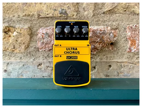 Behringer UC200 Ultra Chorus