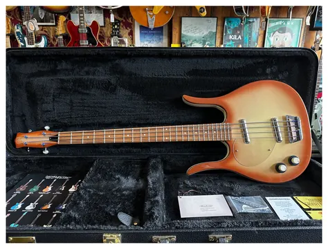 Danelectro Longhorn Bass Left-Handed Copper