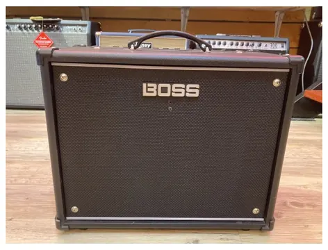 Boss Katana 50 MKII (manque logo Katana)