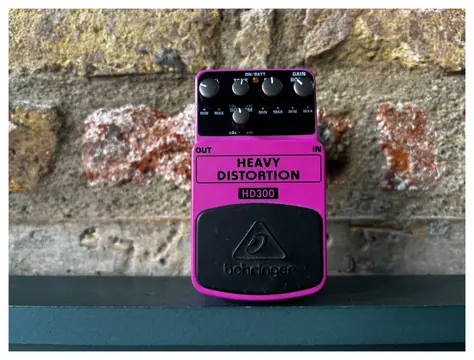 Behringer HD300 Heavy Metal Distortion