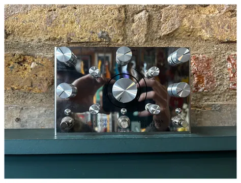 Collision Devices black Hole Symmetry Mirror Polished