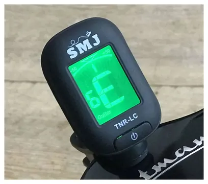 SMJ Guitar Tuner