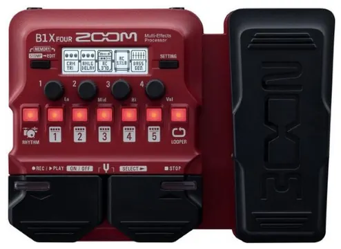Zoom B1X Four Pedaliera Per Basso