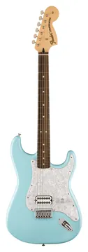Fender TOM DELONGE STRATOCASTER®, Daphne Blue