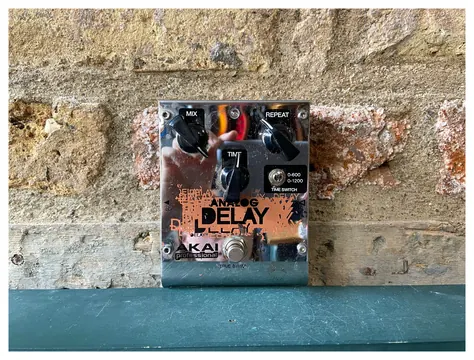 Akai Analog Delay