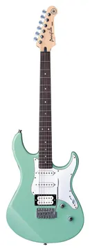 Yamaha Pacifica PAC112V Sonic Blue