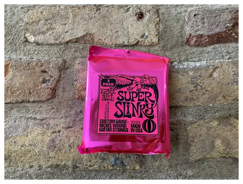 Ernie Ball Super Slinky 3-Pack 9-42's