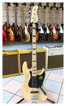 Sire MARCUS MILLER V7 Vintage Swamp Ash 4 Natural (2nd Gen)