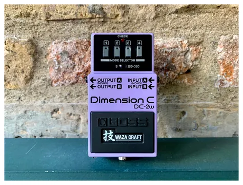 Boss DC-2w Waza Craft Dimension C