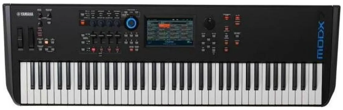 Yamaha Teclado Sintetizador Yamaha MODX7 76 Teclas Sensitivas Semipesadas Preto - Bivolt