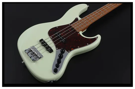 Keipro KJBM-Custom Act OW Bass Guitar