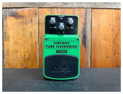 Behringer TO800 Vintage Tube Overdrive
