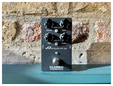 Ampeg Classic Analog Bass Preamp