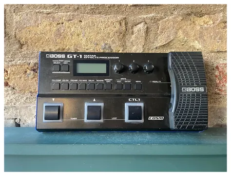 Boss GT-1 Guitar Effects Processor