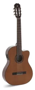 Admira MALAGA ELECTRIFICADA CUTAWAY FISHMAN