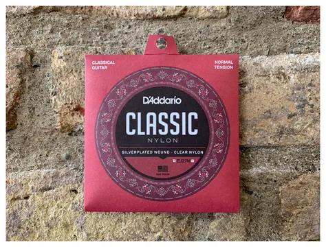 D'Addario EJ27N Classic Nylon Normal Tension