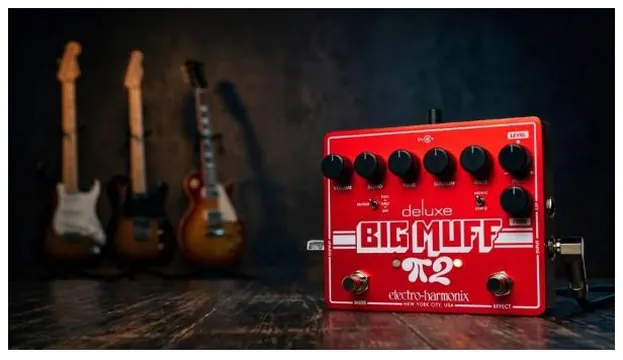 Electro Harmonix Deluxe BIG MUFF 2 Fuzz Pedal de Guitarra