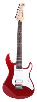 Yamaha Pacifica 012 II RM Red Metallic Chitarra elettrica rossa