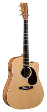 Martin semi-akoestische gitaar - (massief sitka sparrenhout)