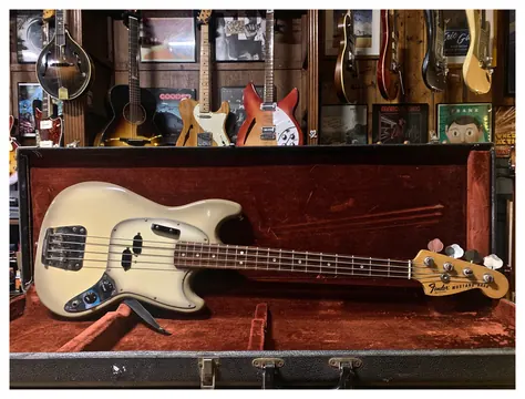 Fender Mustang Bass Antigua 1978