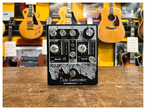Earthquaker Devices Data Corrupter