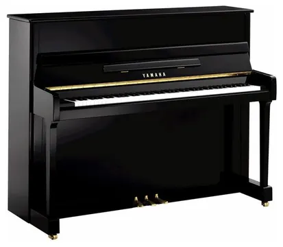 Yamaha P-116 Klavier schwarz poliert – 116 cm Bauhöhe, Fichten-Resonanzboden in europäischer Bauart
