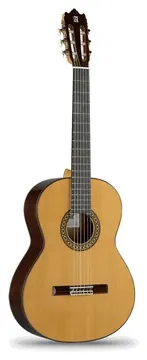 Alhambra 4P GUITARE CLASSIQUE - Table cèdre massif avec housse
