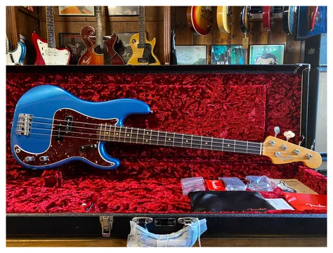 Fender American Original '60's Precision Bass Lake Placid Blue