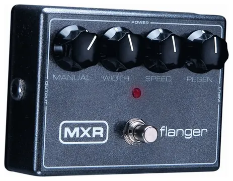 MXR M117R Flanger